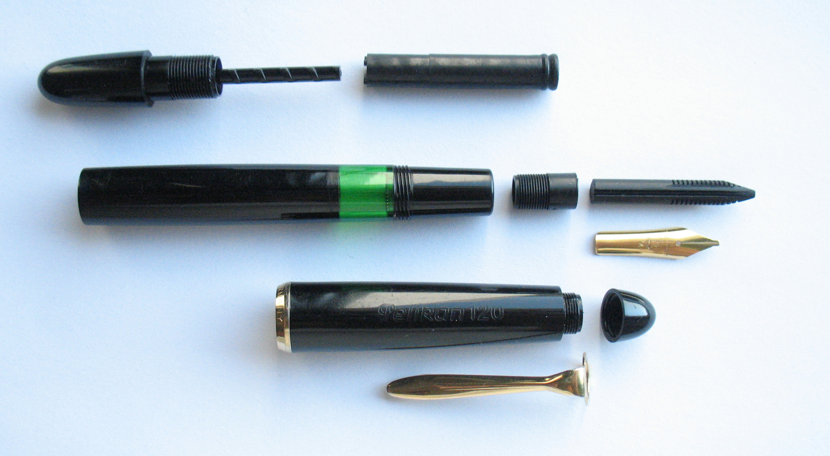 Cracked 120 Section Pelikan The Fountain Pen Network