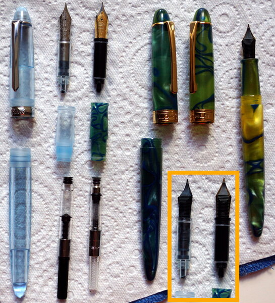 PenBBS 308 and Lorelei 019 pens disassembled