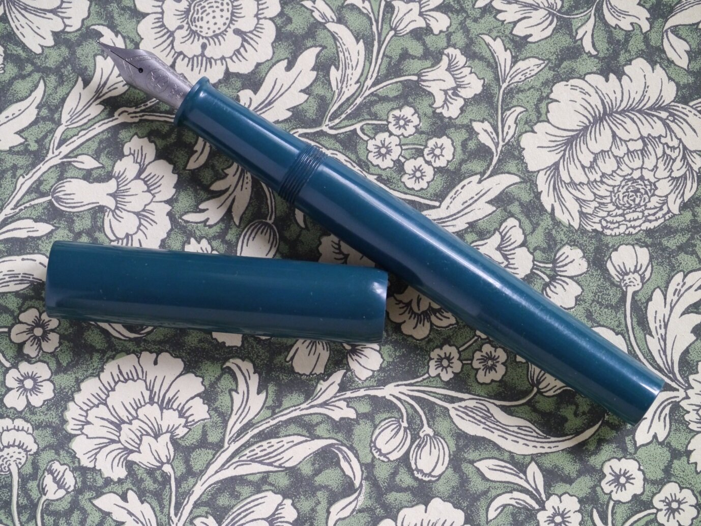 large.850098622_P1180421-3Ranga3tealBockTitaniumnib.jpg.fe4632e689a1bcfe33d227d77876a997.jpg