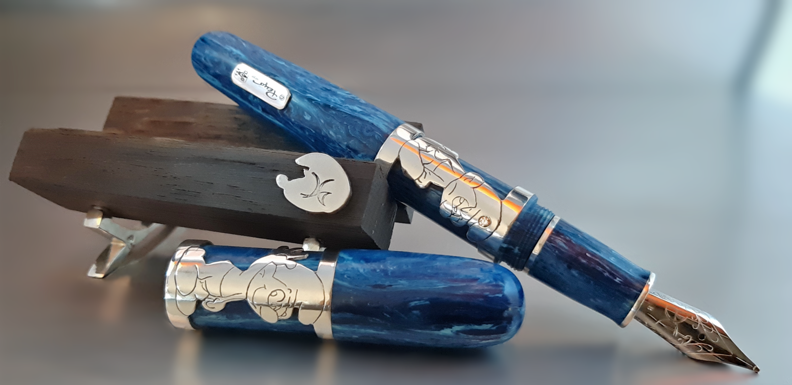 Smurf pen