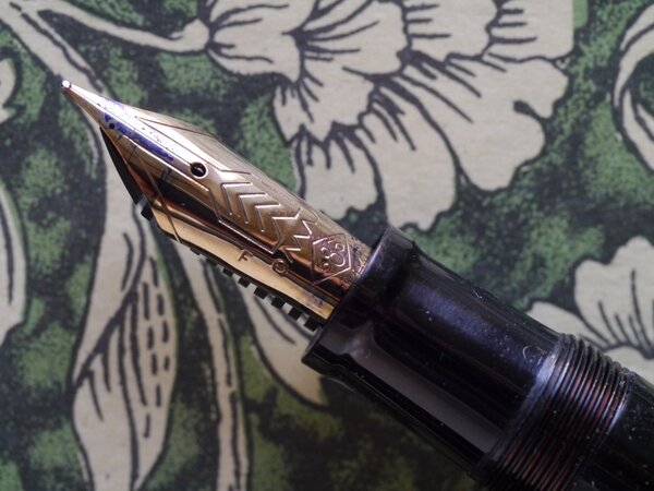 P1200198-Omas Gentleman F.jpg