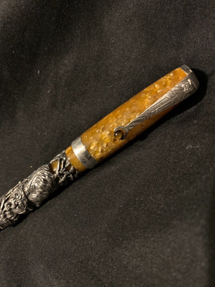 Can Anyone can tell me about this pen