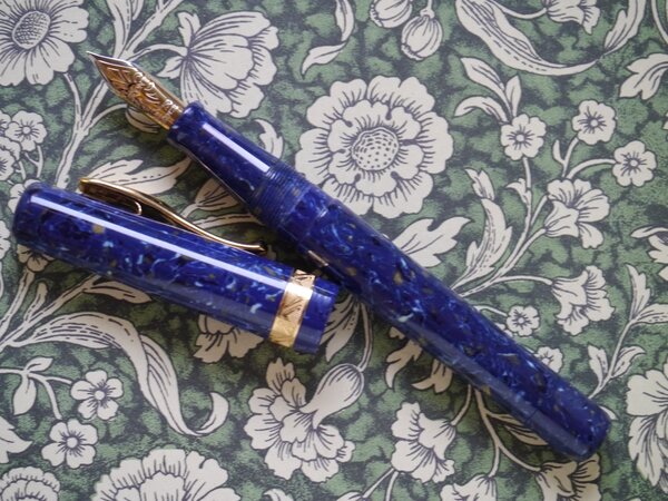 P1160470-3 Visconti Voyager Midnight blue