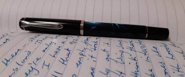 Pelikan M205 Petrol Marbled F and Edelstein Topaz