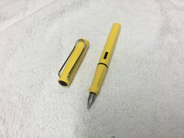 Lamy Safari in Yellow