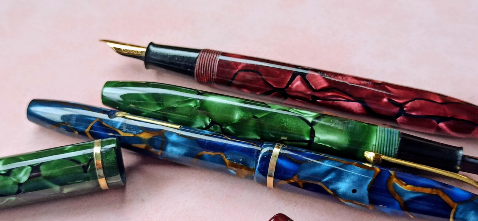 CS pen and pencil sets