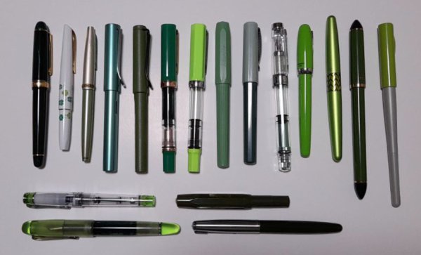 green_pens.jpg