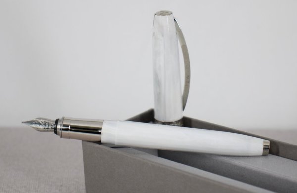 visconti rembrandt venus white.jpg