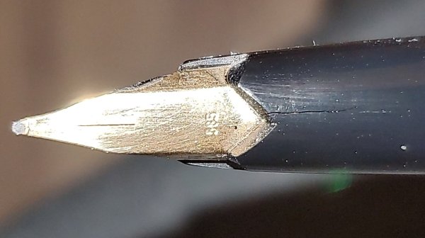 montblanc-124-cracked-section