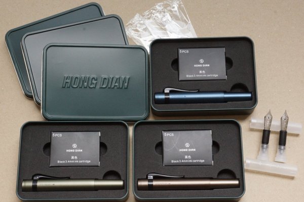 HongDian M2 pens and, #35 spare nib units for the D1, from the HD Official Store on Taobao