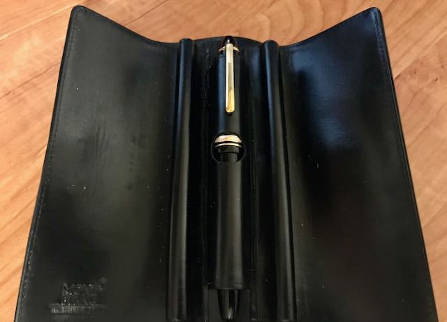 Montblanc 147 Traveler Fountain Pen Black, Cartridge