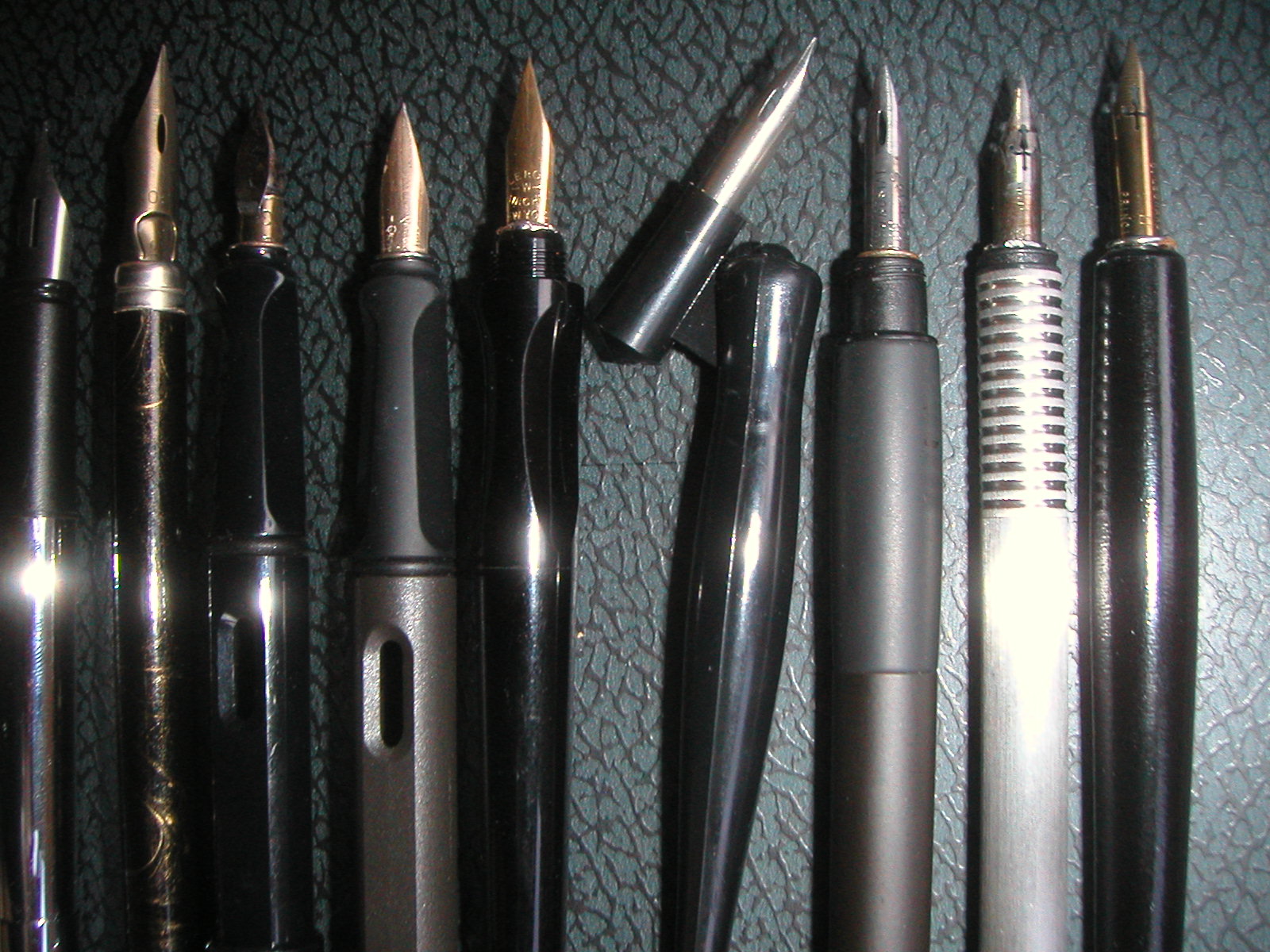Using fountain pens as dip pen holders - Fountain & Dip Pens - First ...