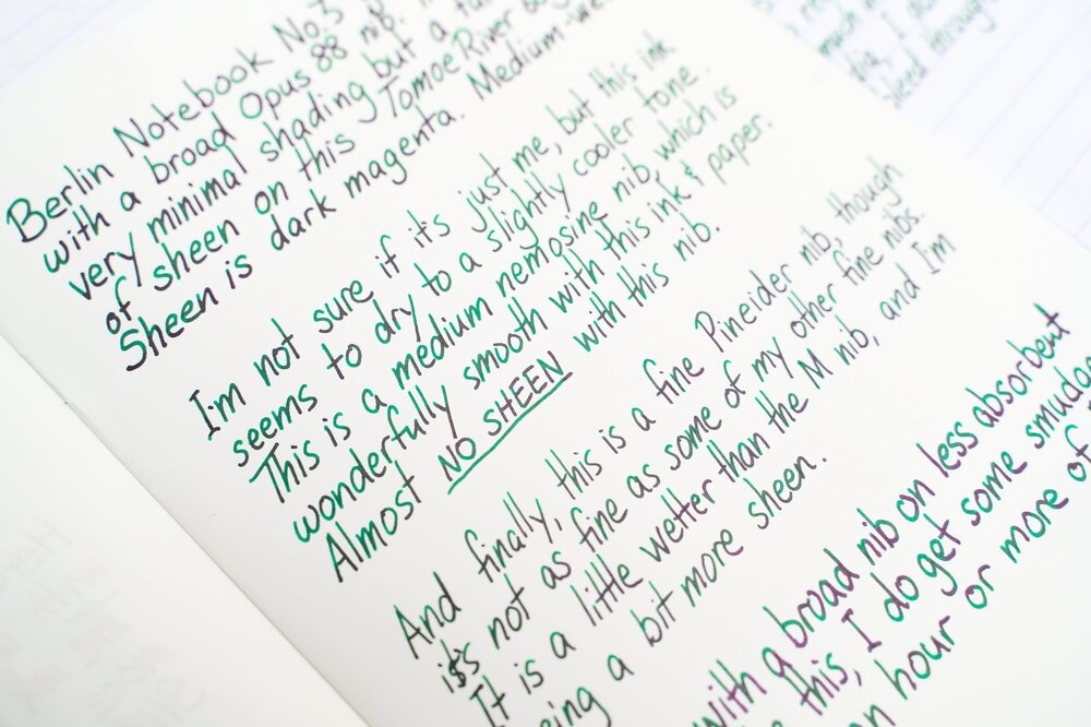 berlin-notebook-no3-green-tomoe-river-3-sizes-writing-sample.jpg