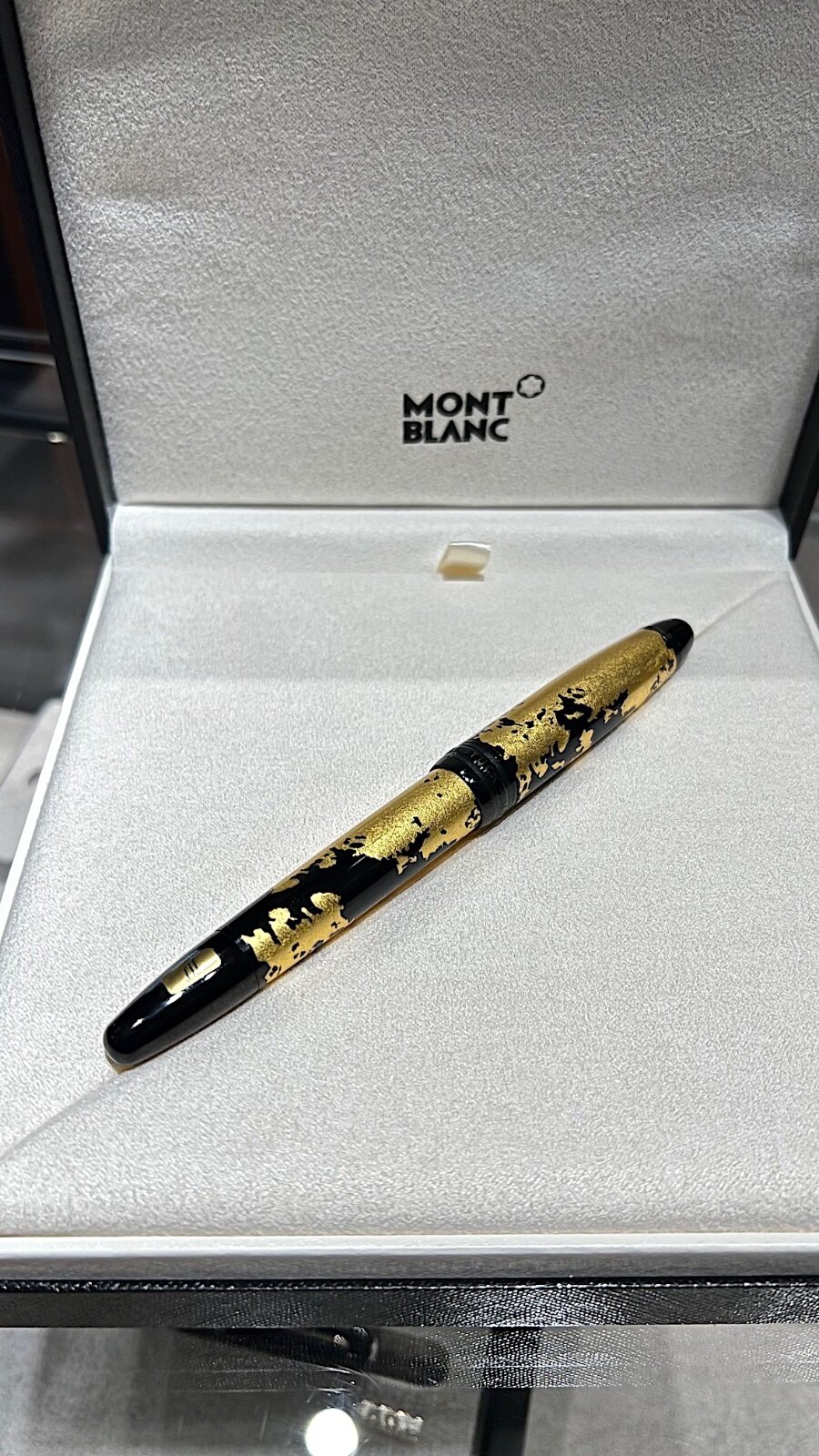 Montblanc Meisterstuck Fountain Pen - 146 Solitaire - Gold Leaf - Flex Nib