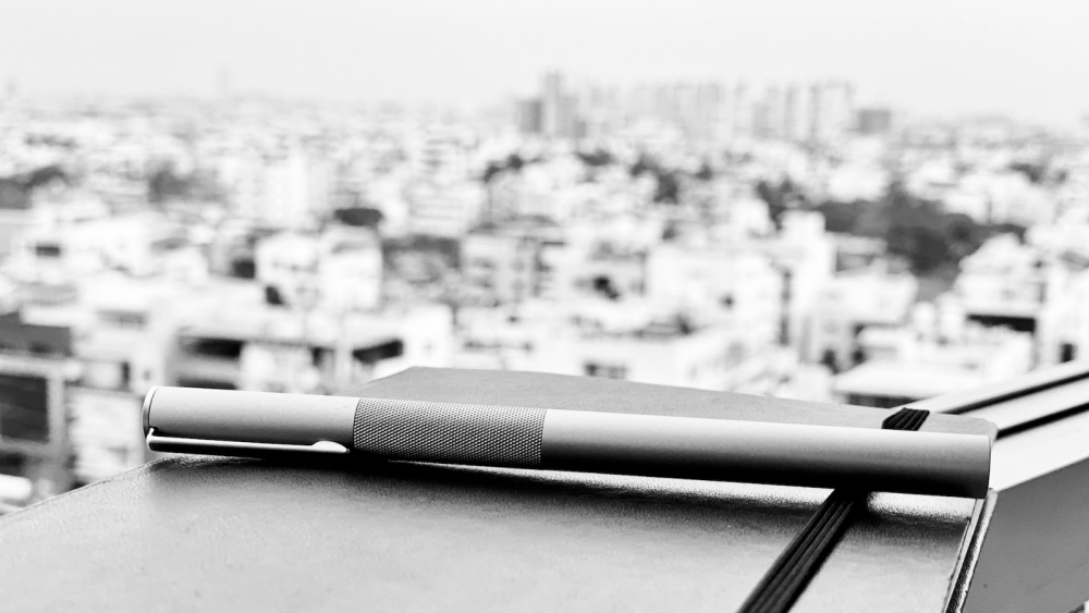 muji-pen.thumb.png.ab2a28fbecbd4bc9e2bf4cf95a7935e9.png